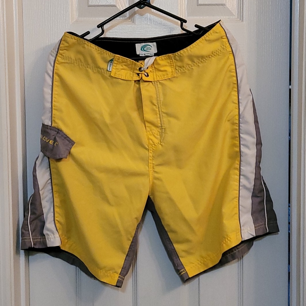 Mens swim wear